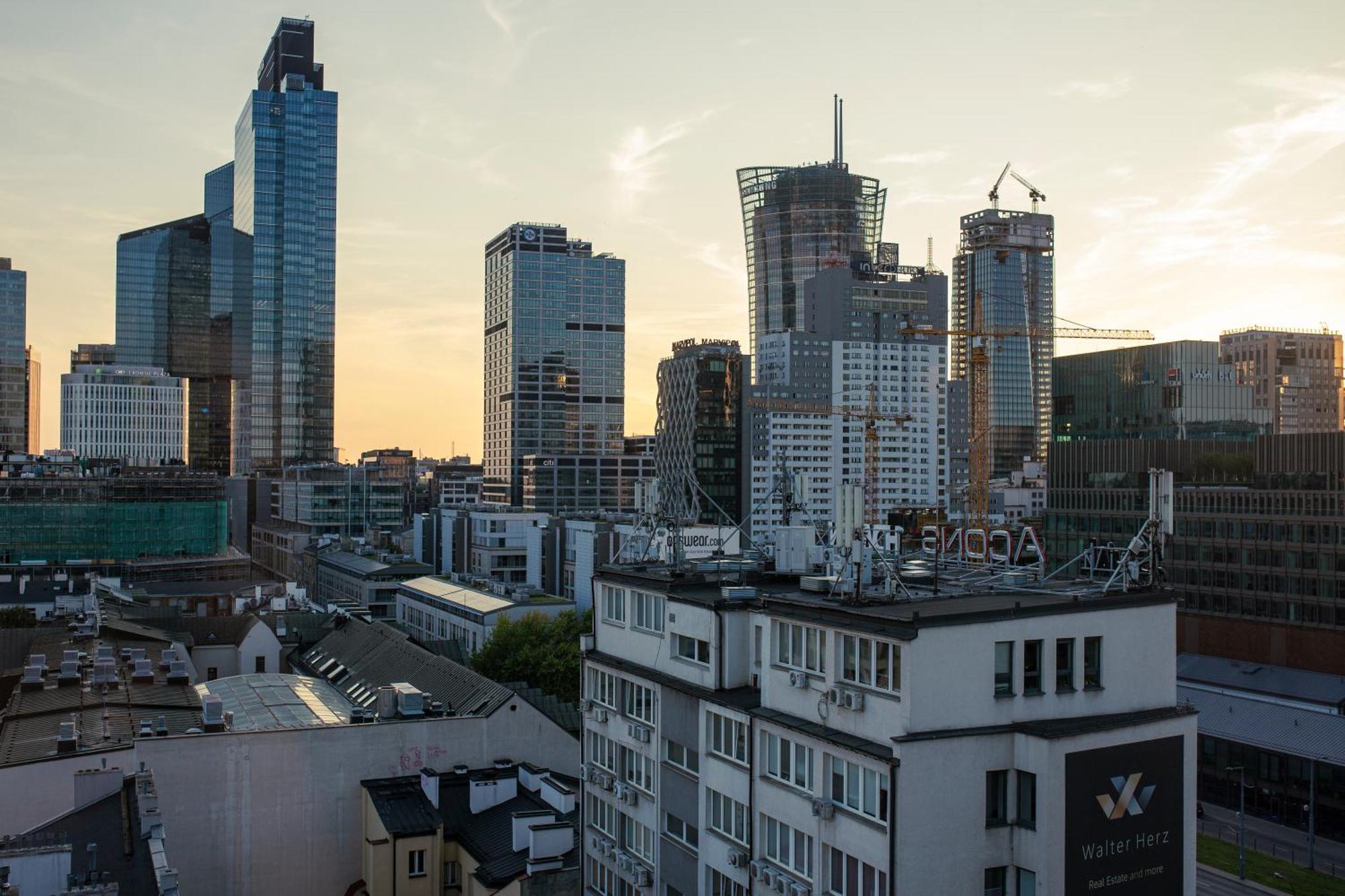 Iron Sunset Warsaw